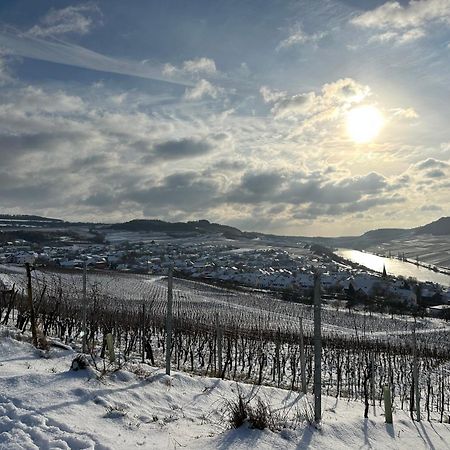 Gastehaus Und Weingut Bernd Frieden Hotell Nittel Exteriör bild