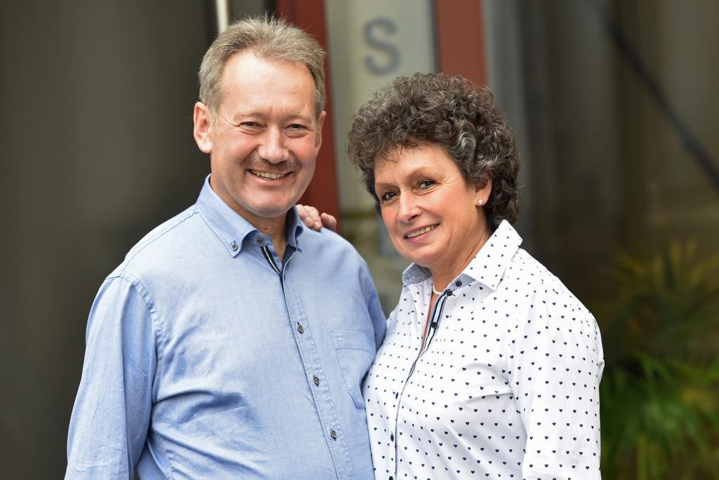 Gaestehaus Und Weingut Bernd Frieden Nittel Exteriör bild